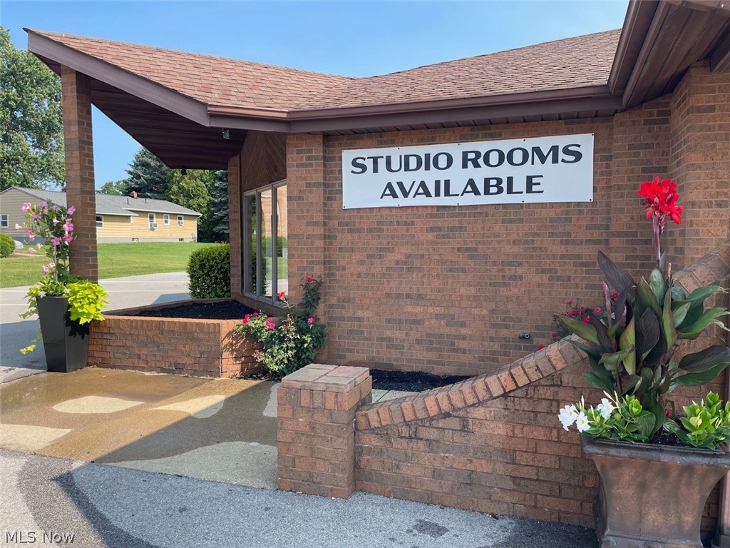 1401 West Maple Street North Canton OH 44720