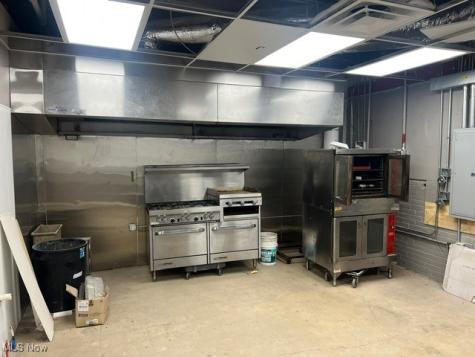 822 Broadway Lorain OH 44052