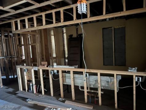 822 Broadway Lorain OH 44052