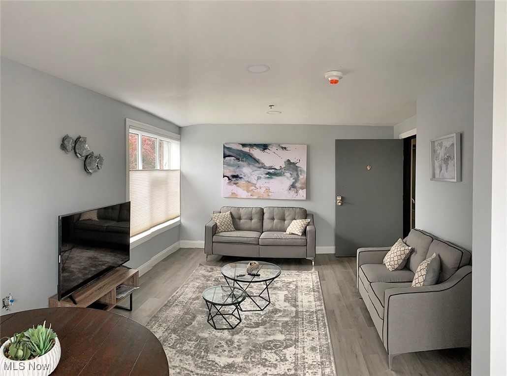 797 E Market Street Akron OH 44305