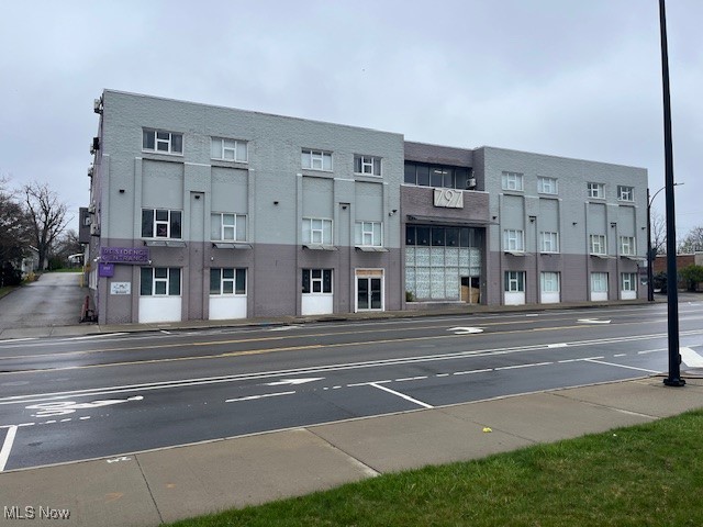 797 E Market Street Akron OH 44305