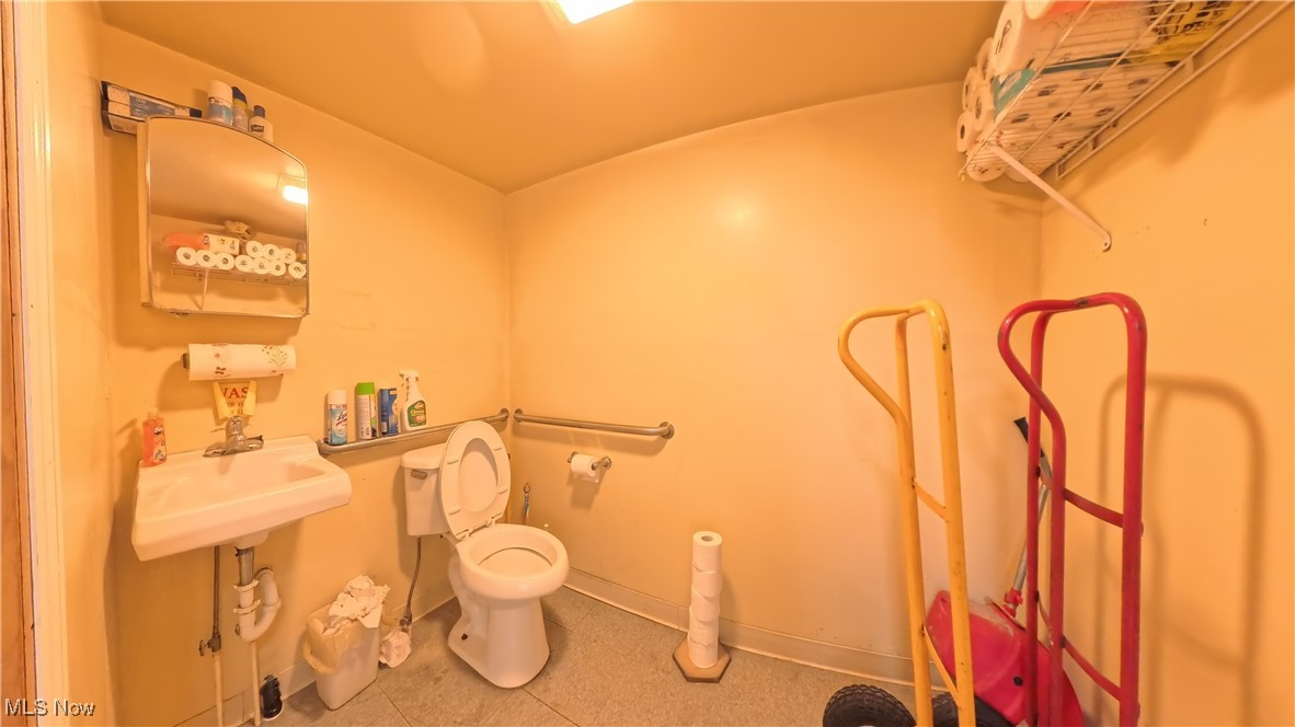 1216 Avondale Street East Liverpool OH 43920