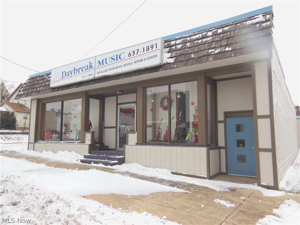 259 W Main Street Cortland OH 44410