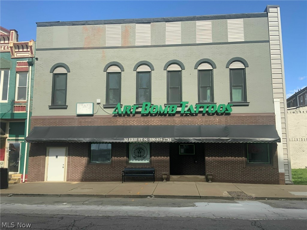 32 Erie Street N Massillon OH 44646