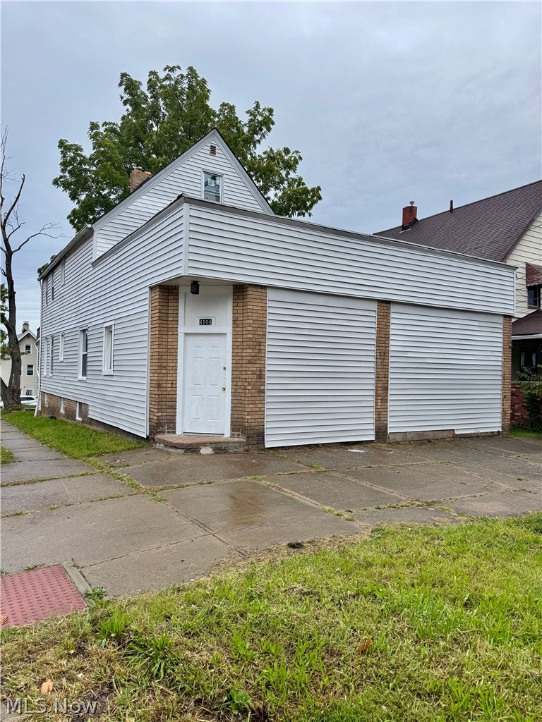 4104 Woburn Avenue Cleveland OH 44109