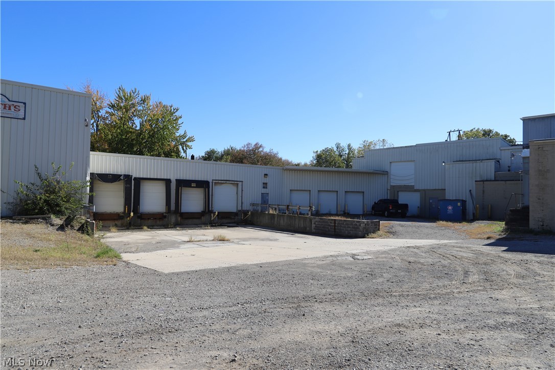 123 Gateway Boulevard N Elyria OH 44035