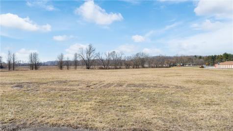 0000 E High Avenue New Philadelphia OH 44663