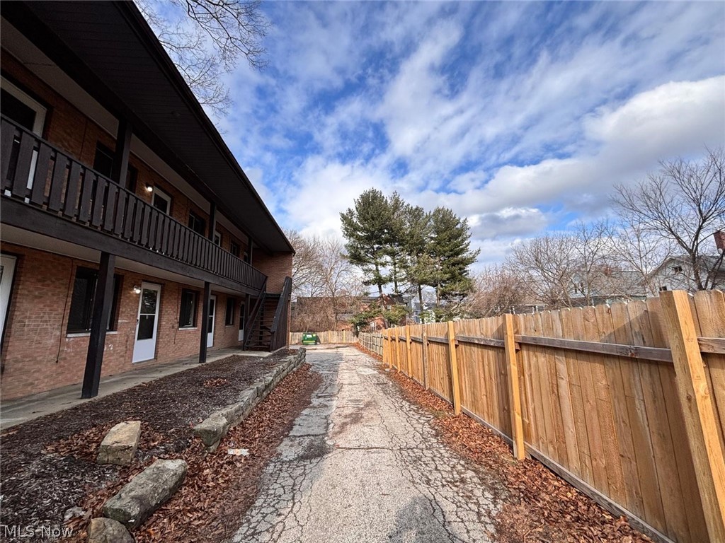 519 Crosby Street Akron OH 44302