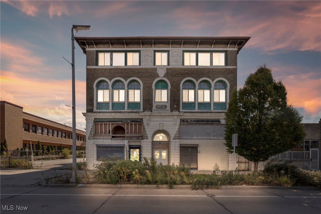 3226 Euclid Avenue Cleveland OH 44115