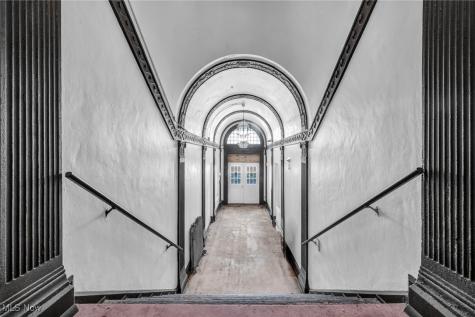 3226 Euclid Avenue Cleveland OH 44115