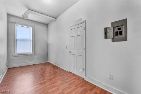 3226 Euclid Avenue Cleveland OH 44115