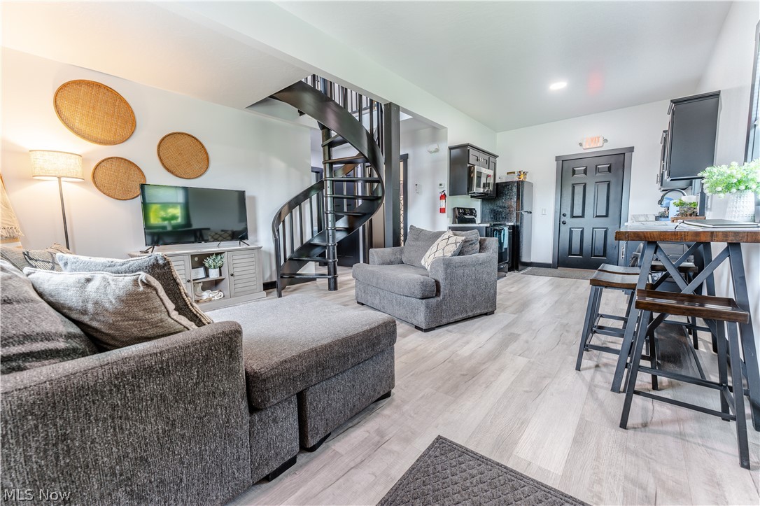 3311 Township Road 157 Sugarcreek OH 44681