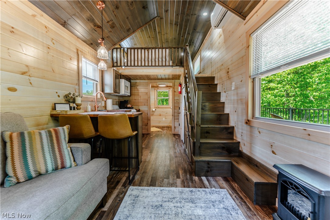 3311 Township Road 157 Sugarcreek OH 44681