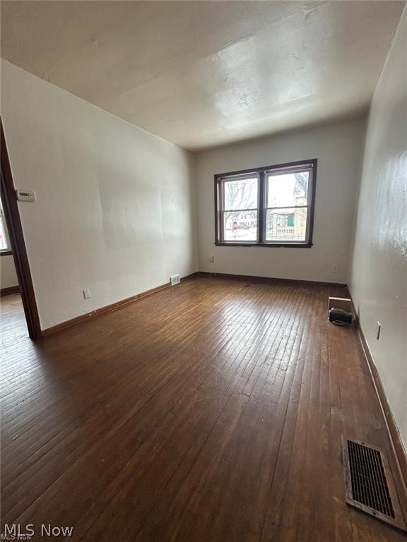 11013 Harvey Avenue Cleveland OH 44104