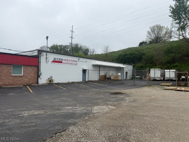 2415 Gilchrist Road Akron OH 44305