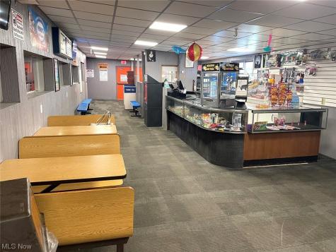 119 Park Avenue Minerva OH 44657