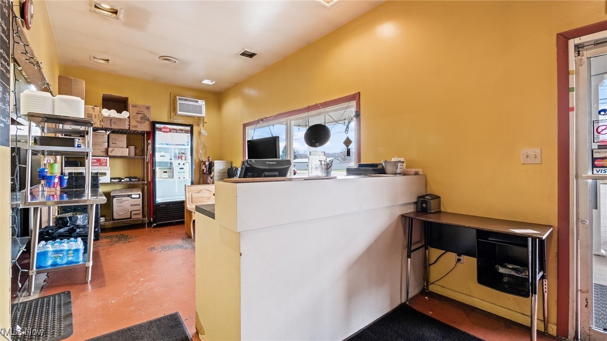 22-30 E 3rd Street Frazeysburg OH 43822