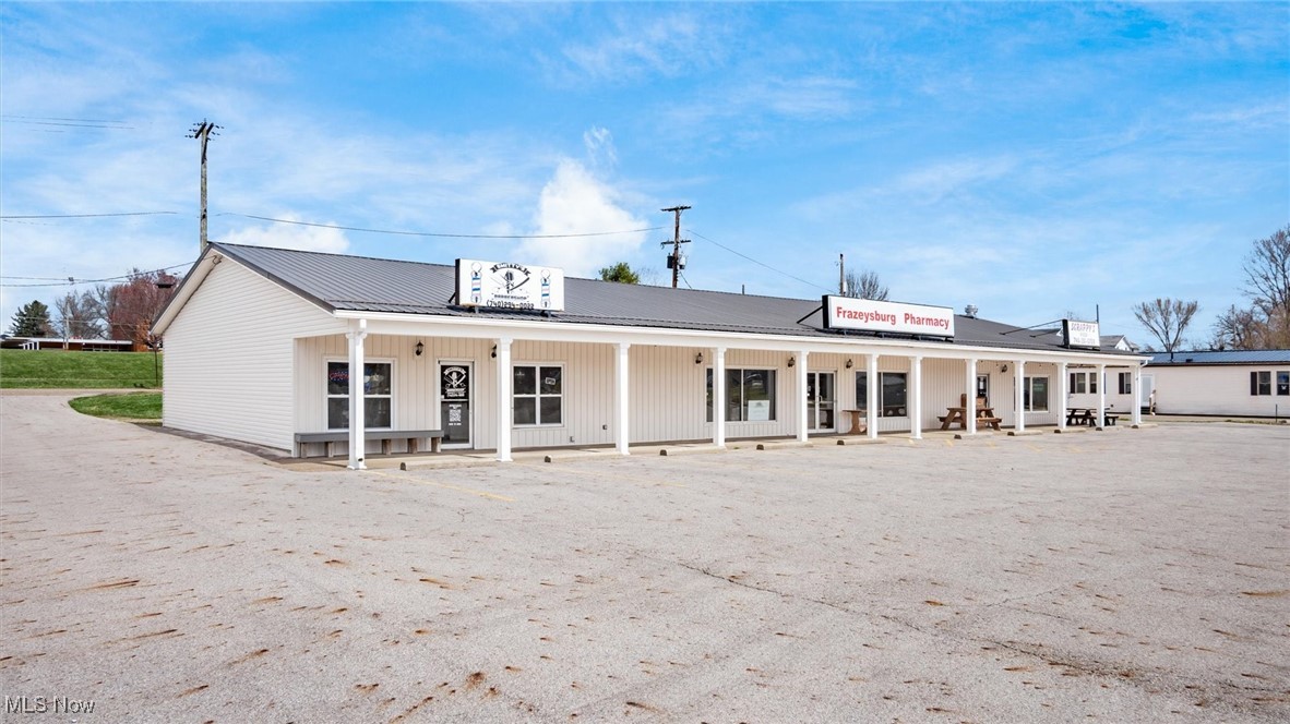 22-30 E 3rd Street Frazeysburg OH 43822