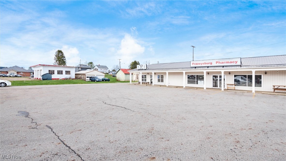 22-30 E 3rd Street Frazeysburg OH 43822