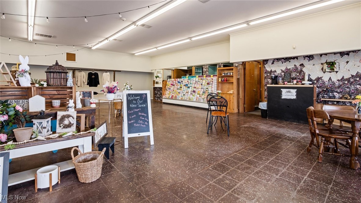 22-30 E 3rd Street Frazeysburg OH 43822