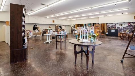 22-30 E 3rd Street Frazeysburg OH 43822