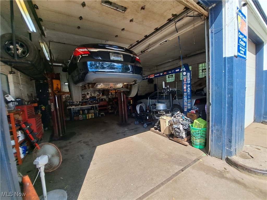 2884 Scranton Road Cleveland OH 44113