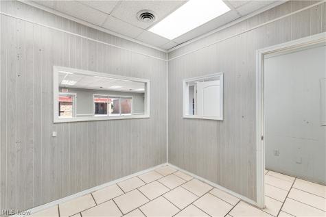 203-205 Carrollton Street Malvern OH 44644