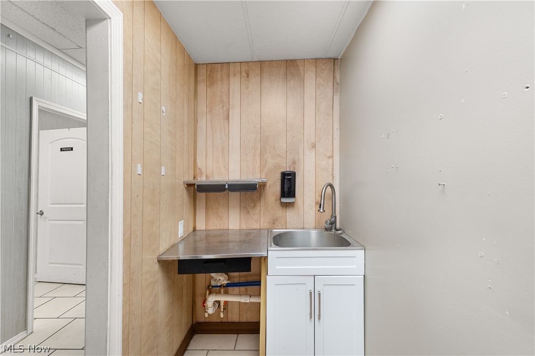 203-205 Carrollton Street Malvern OH 44644