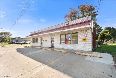 203-205 Carrollton Street Malvern OH 44644