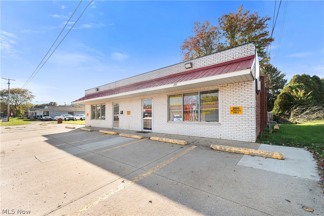 203-205 Carrollton Street Malvern OH 44644