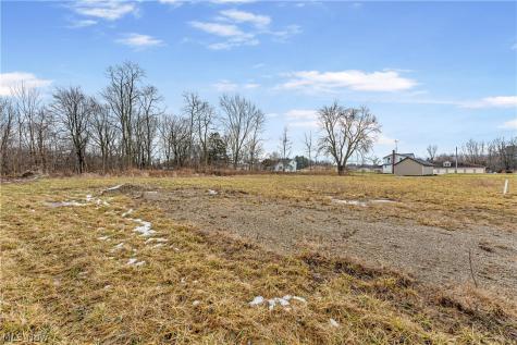 2335 Greensburg Road North Canton OH 44720