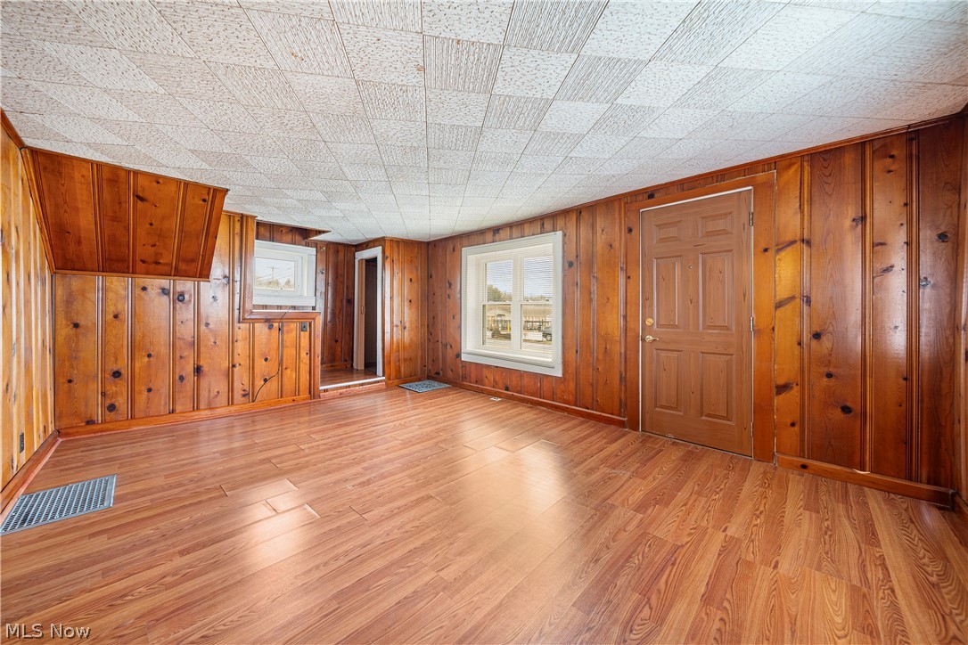 2335 Greensburg Road North Canton OH 44720
