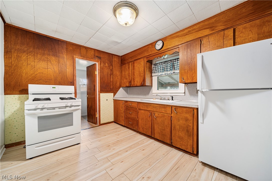 2335 Greensburg Road North Canton OH 44720
