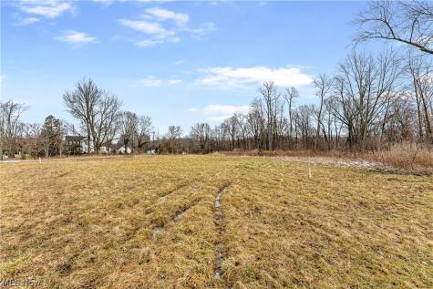 2335 Greensburg Road North Canton OH 44720
