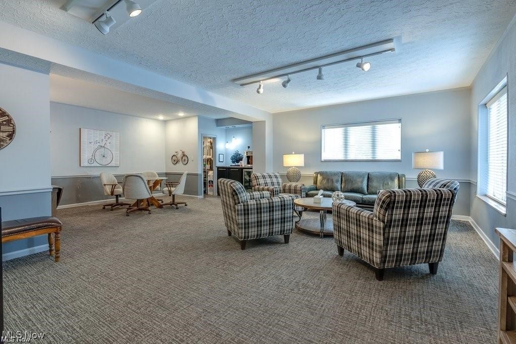 552 N Main Street Akron OH 44310