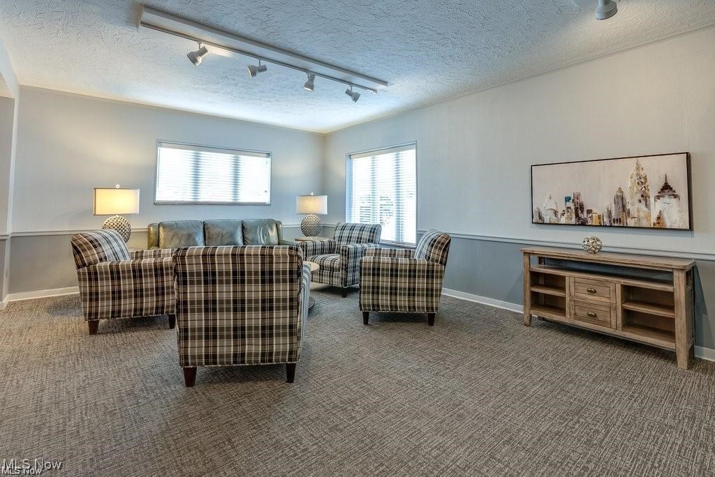 552 N Main Street Akron OH 44310