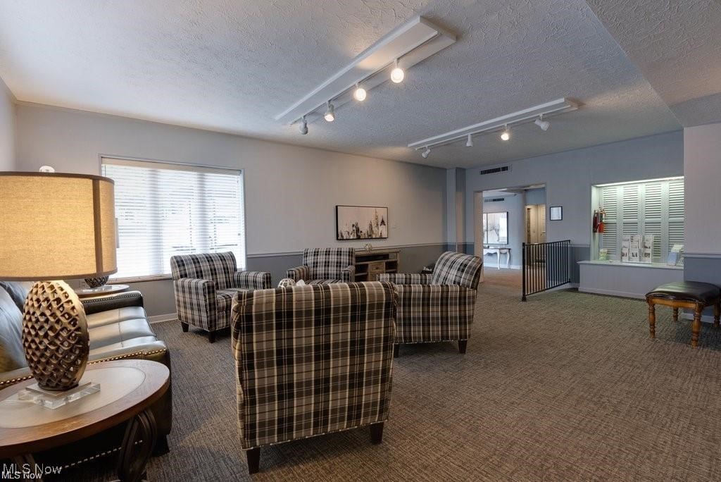 552 N Main Street Akron OH 44310