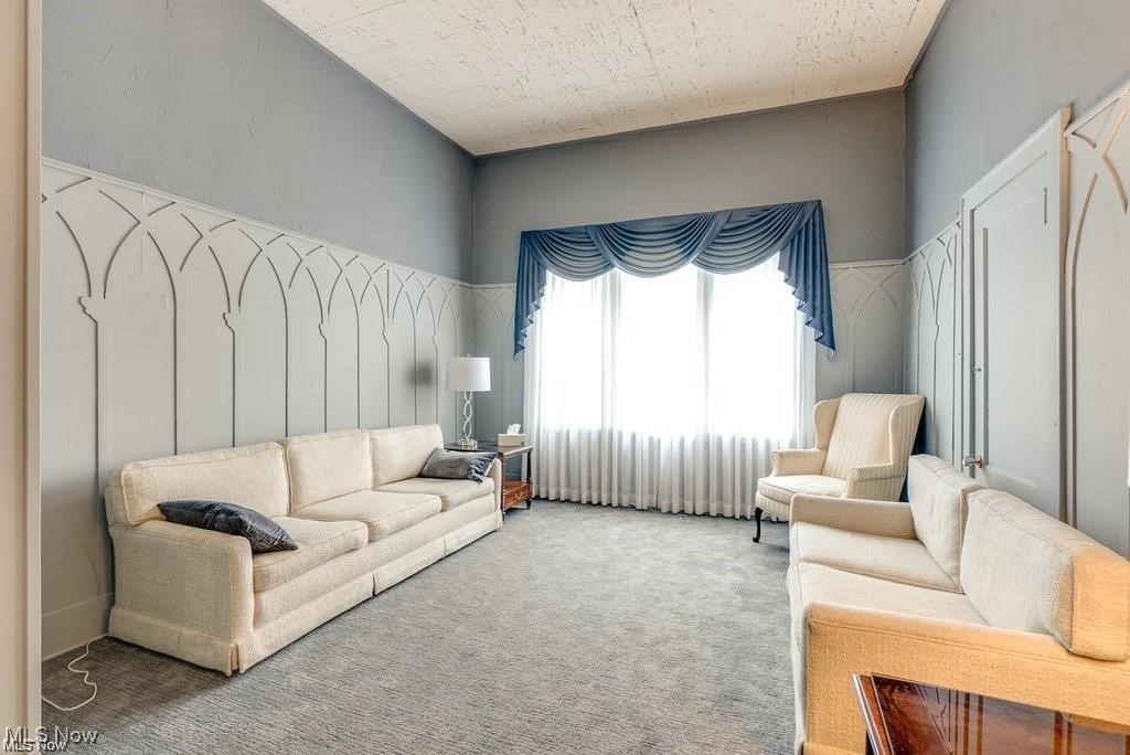 552 N Main Street Akron OH 44310