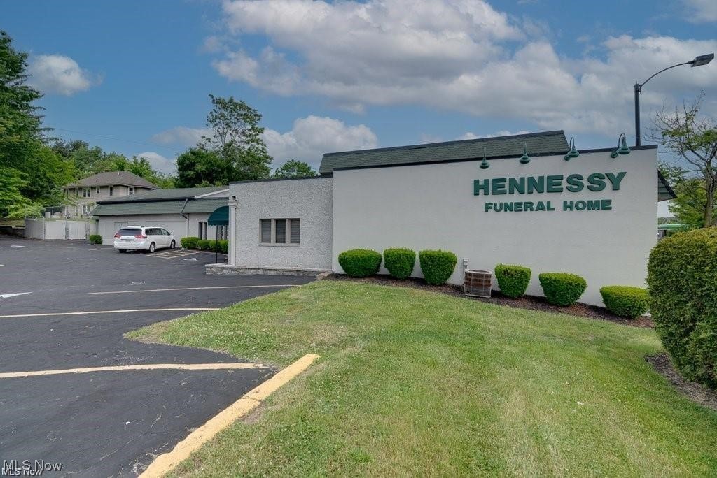 552 N Main Street Akron OH 44310