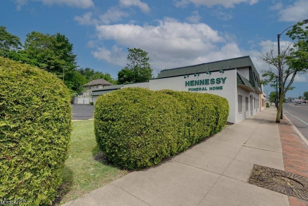 552 N Main Street Akron OH 44310