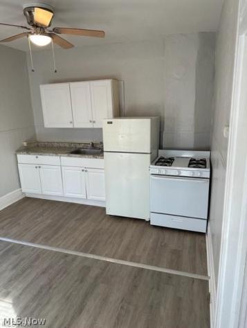 2109 Halstead Avenue Lakewood OH 44107