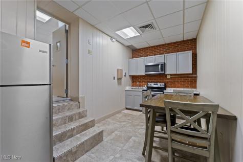 403 Tenney Avenue Campbell OH 44405