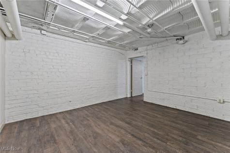 403 Tenney Avenue Campbell OH 44405