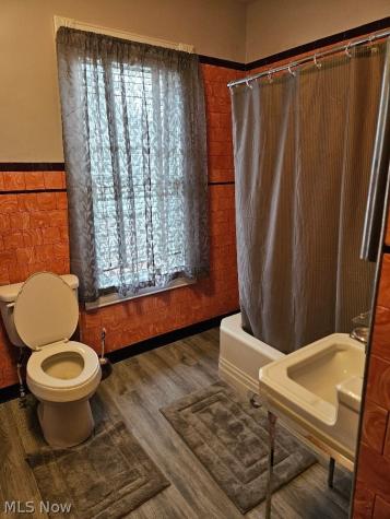 200 N Main Street Minerva OH 44657