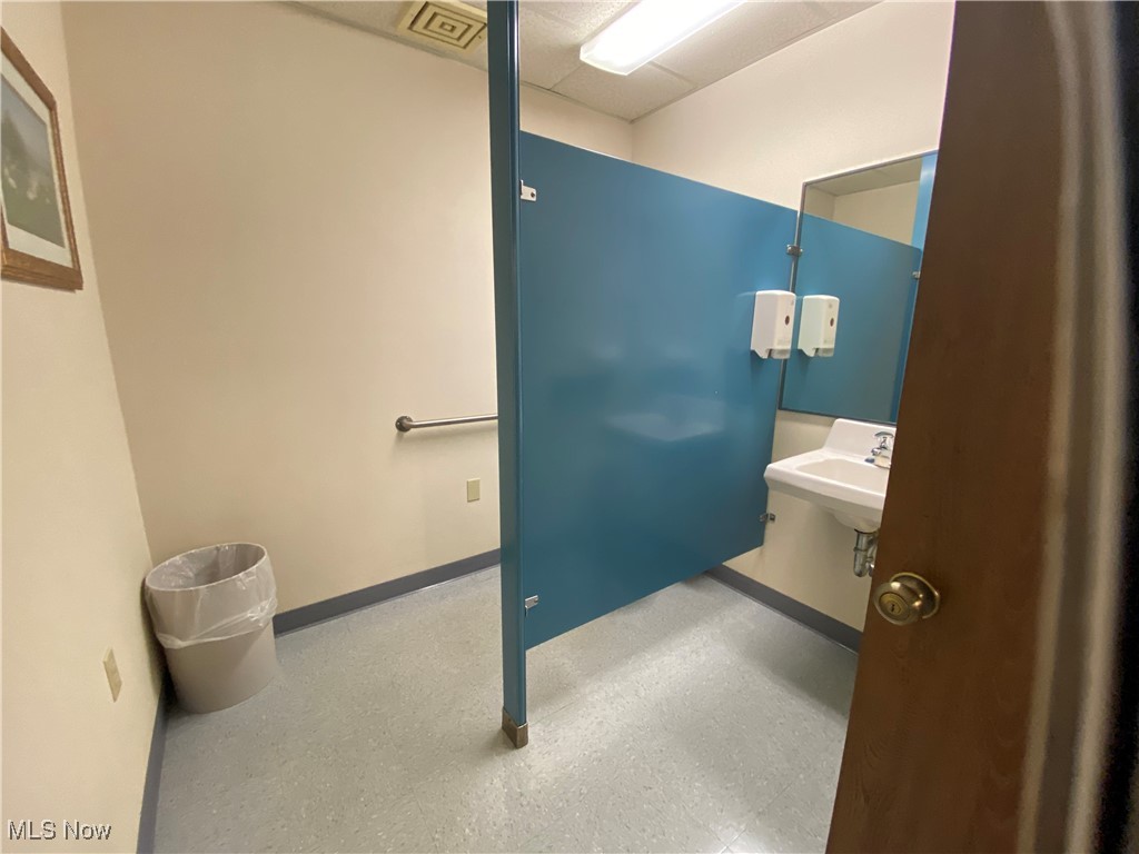 1175 S 13th Street Cambridge OH 43725