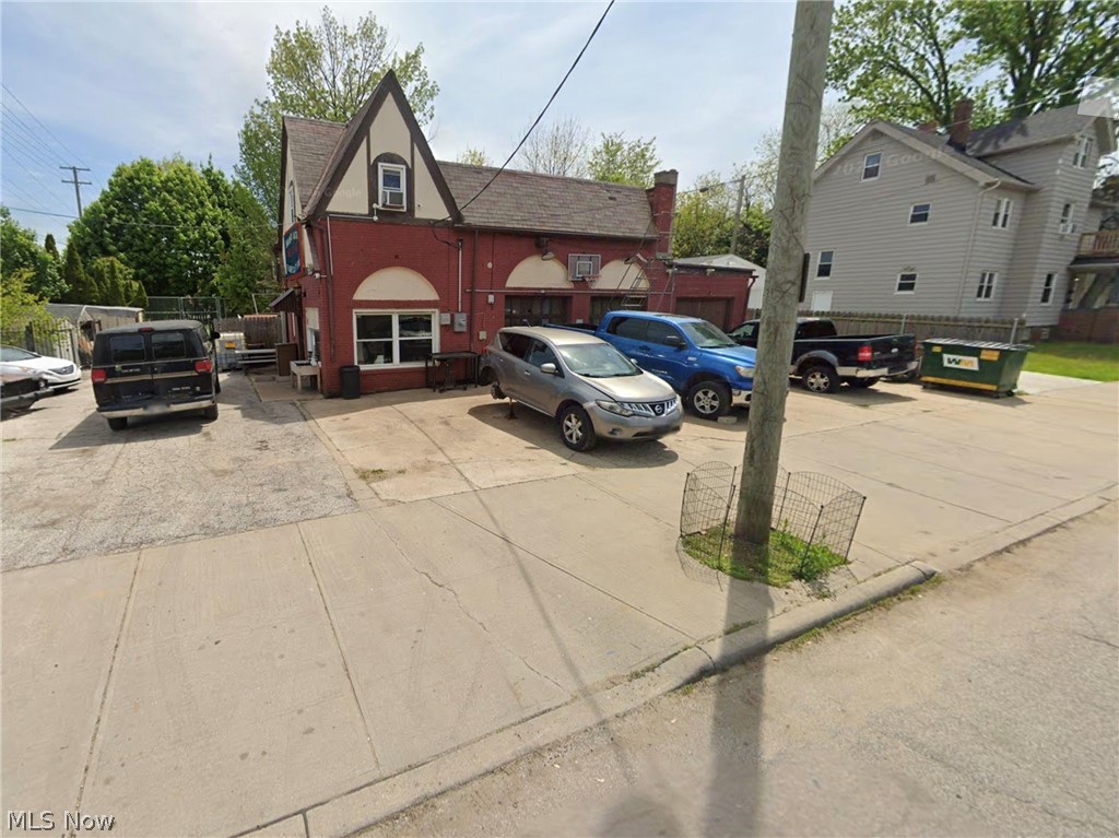 9215 Madison Avenue Cleveland OH 44102