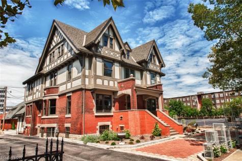 3047 Prospect Avenue E Cleveland OH 44115