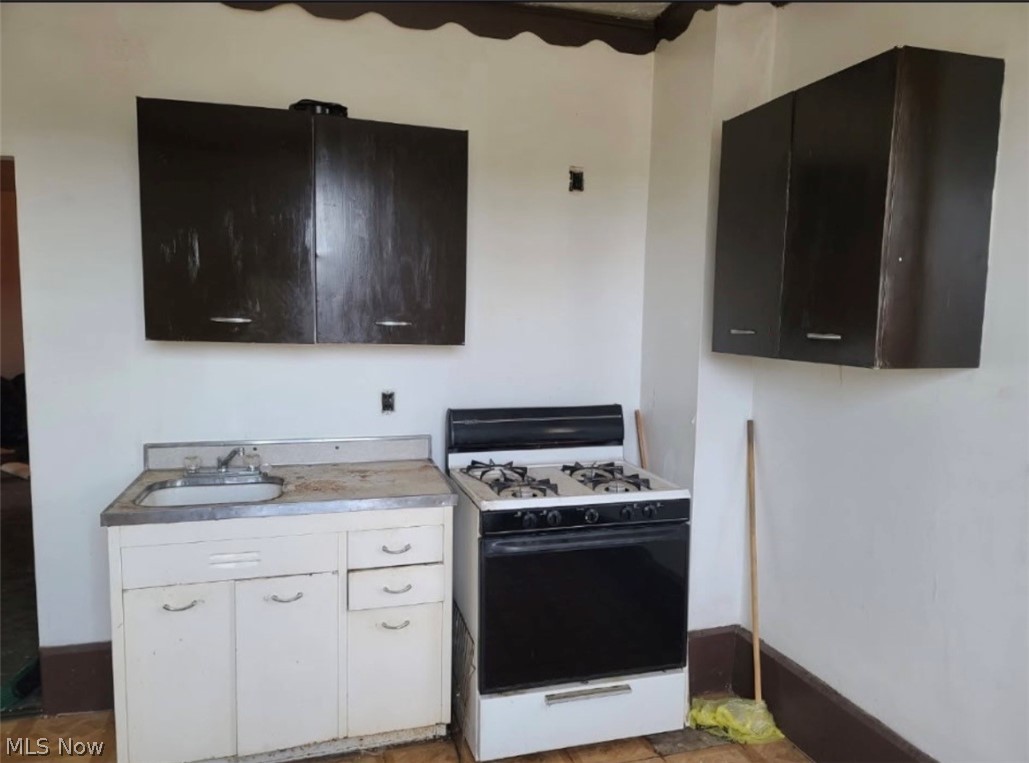 3008 Wilson Avenue Campbell OH 44405