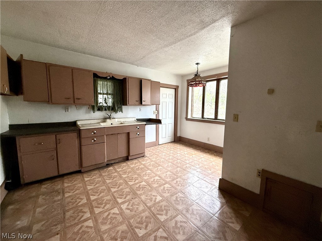 3008 Wilson Avenue Campbell OH 44405