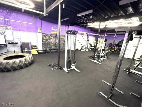 1451 E 193rd Street Euclid OH 44117